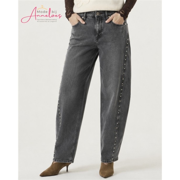 Garcia jeans 282 Chyla Barrel Studs Dark Used Garcia jeans 282 Chyla Barrel Studs Dark Used